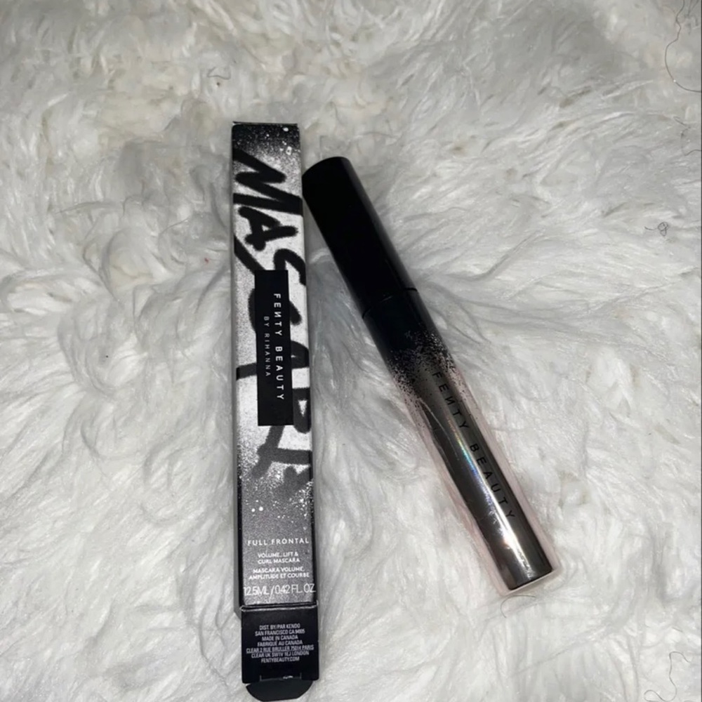 Fenty mascara